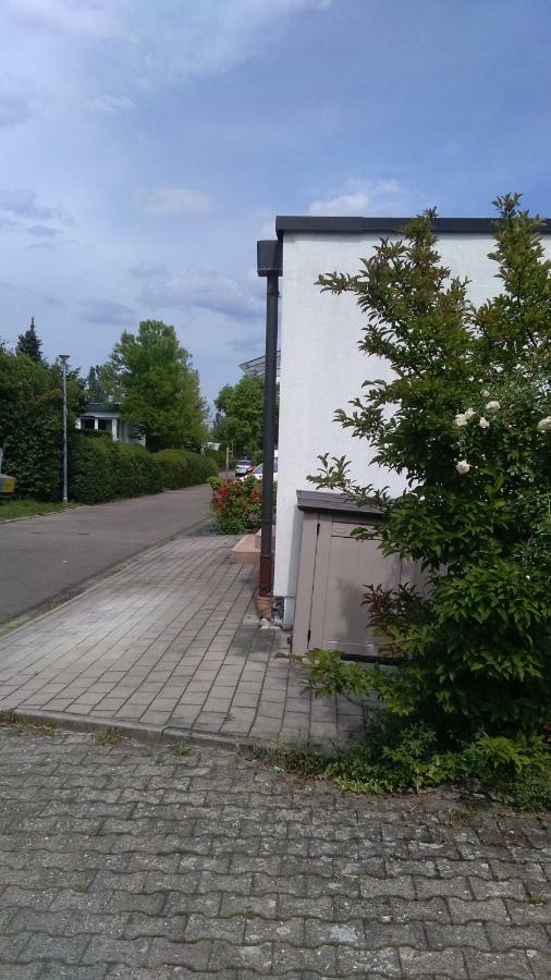 Apartamento Tom13 Köngen Exterior foto
